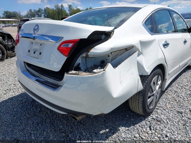 1N4AL3APXHN324358 Nissan 2017