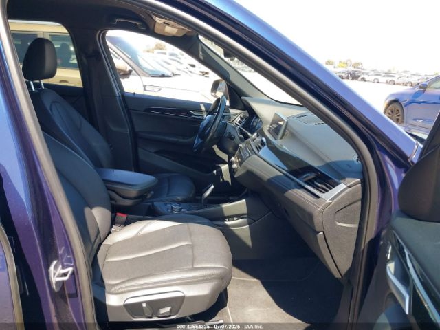 2020 BMW X1 WBXJG7C08L5P54729 Photo 4