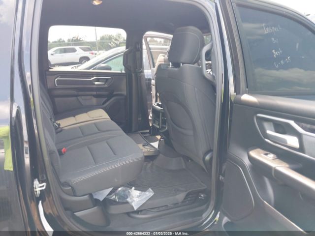2023 RAM 1500 1C6SRFMT5PN541779 Photo 7