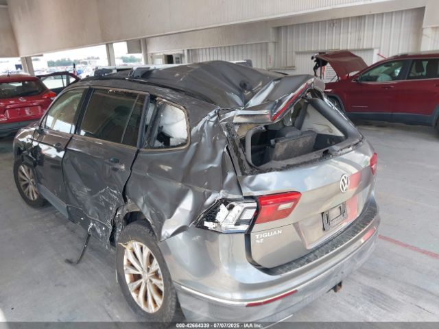 2018 VOLKSWAGEN TIGUAN 3VV3B7AXXJM213579 Photo 5