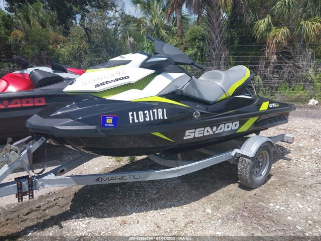 2017 SEADOO SEADOO YDV49791D717 Photo 1