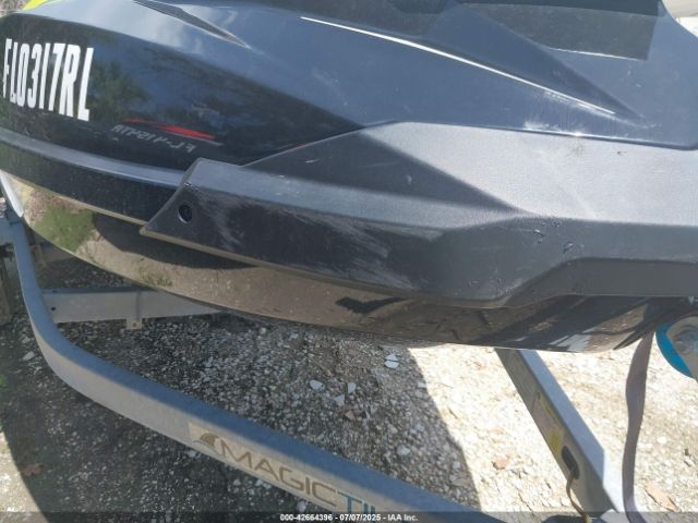 2017 SEADOO SEADOO YDV49791D717 Photo 5