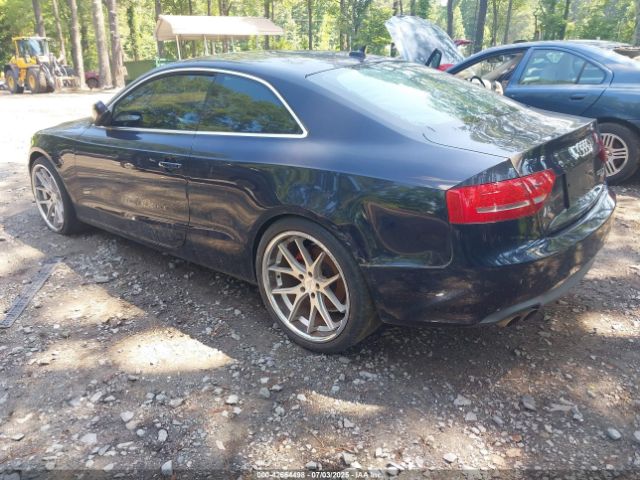 2011 AUDI A5 WAULFAFR8BA022605 Photo 2