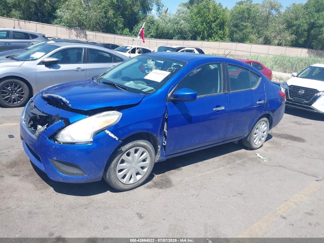 Nissan 2015 2015 3N1CN7AP8FL885534 Image 2