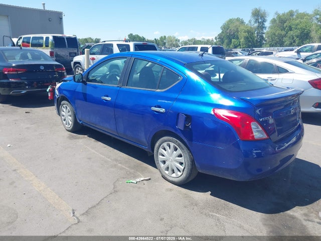 Nissan 2015 2015 3N1CN7AP8FL885534 Image 3
