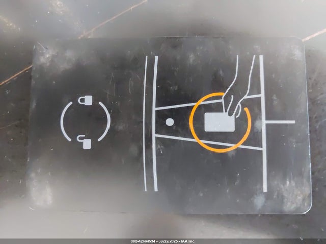 2018 TESLA MODEL 3 5YJ3E1EB2JF170331 Photo 10