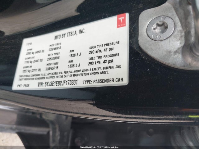 2018 TESLA MODEL 3 5YJ3E1EB2JF170331 Photo 8