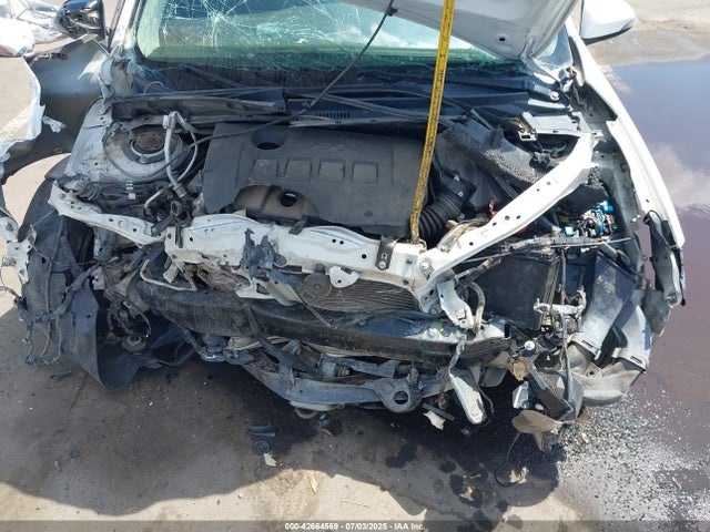 42664569 :رقم المزاد ، 2T1BURHE6EC183757 vin ، 2014 Toyota Corolla S Plus مزاد بيع