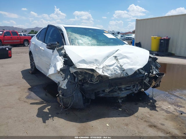 42664569 :رقم المزاد ، 2T1BURHE6EC183757 vin ، 2014 Toyota Corolla S Plus مزاد بيع