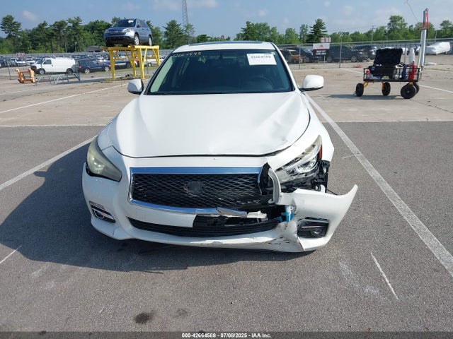 JN1BV7AR4EM698230 Infiniti 2014
