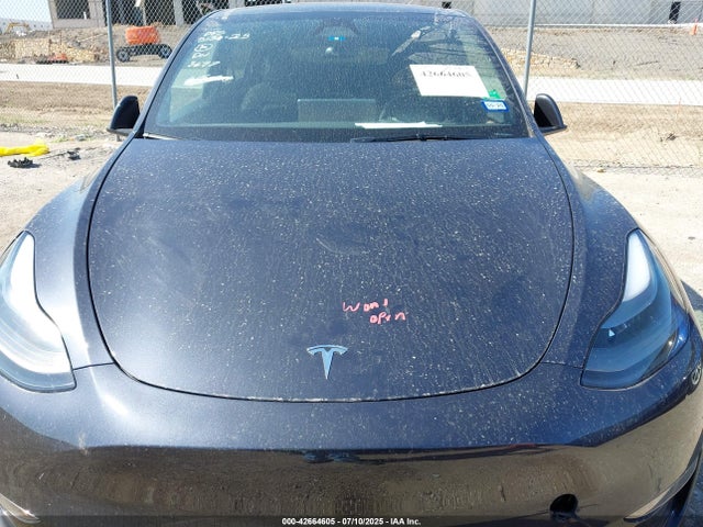 2024 TESLA MODEL Y 7SAYGDEE0RA285677 Photo 9