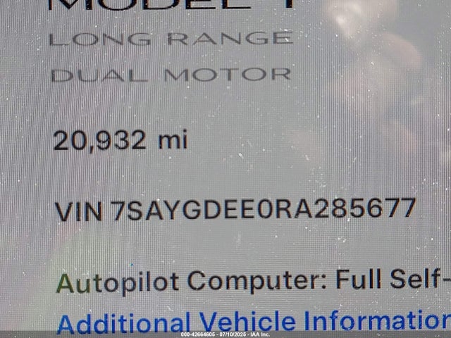 2024 TESLA MODEL Y 7SAYGDEE0RA285677 Photo 8