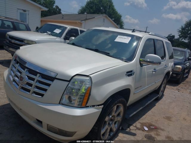 2011 CADILLAC ESCALADE 1GYS4CEF2BR128390 Photo 1