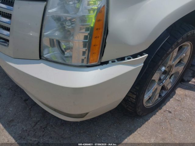 2011 CADILLAC ESCALADE 1GYS4CEF2BR128390 Photo 5