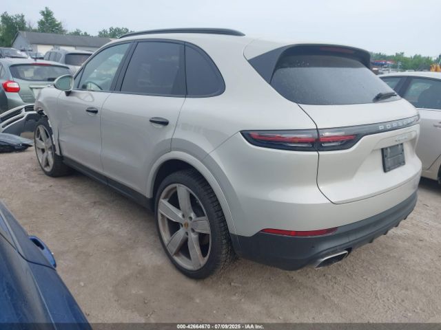 2022 PORSCHE CAYENNE WP1AA2AY9NDA05195 Photo 2