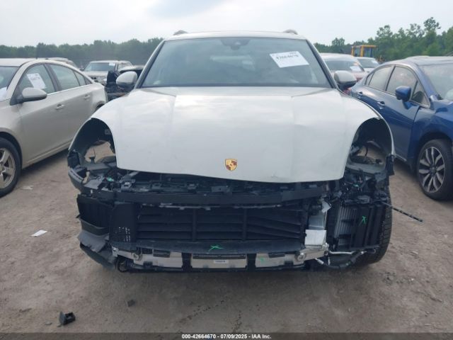 2022 PORSCHE CAYENNE WP1AA2AY9NDA05195 Photo 5