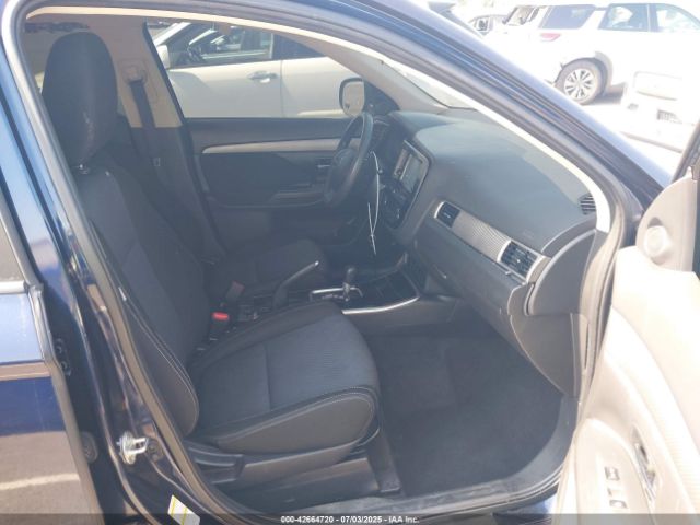2018 MITSUBISHI OUTLANDER JA4AD2A32JJ002920 Photo 4