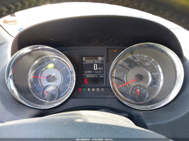 Chrysler 2015 2015 2C4RC1BG2FR540043 Image 7