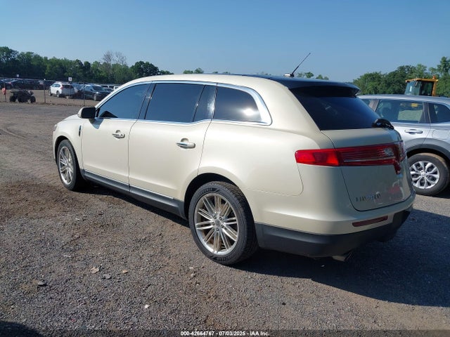 2LMHJ5AT6EBL54181 Lincoln MKT