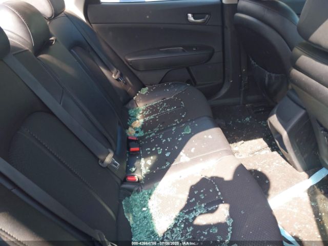 2018 KIA OPTIMA 5XXGT4L33JG237195 Photo 7