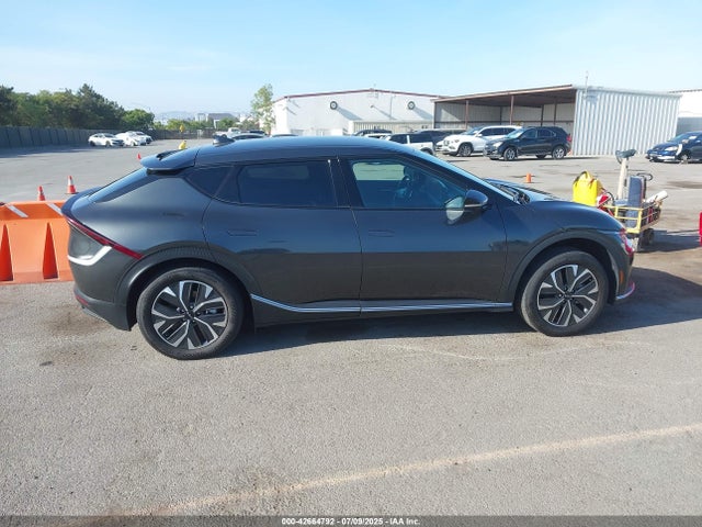 KIA 2023 2023 KNDC34LB1P5612830 Image 12