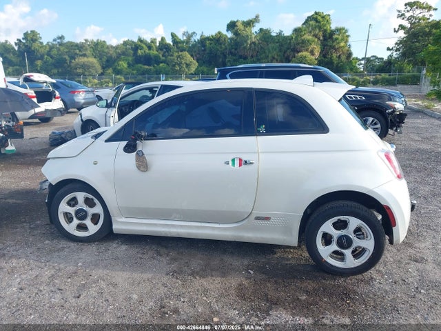3C3CFFGE1FT717765 Fiat 2015