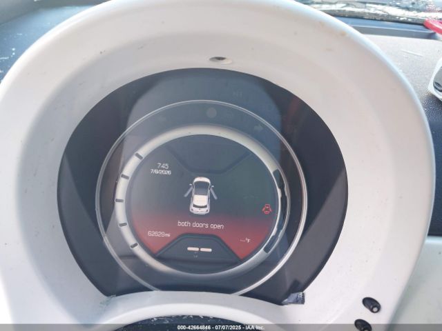 2015 FIAT 500E 3C3CFFGE1FT717765 Photo 6