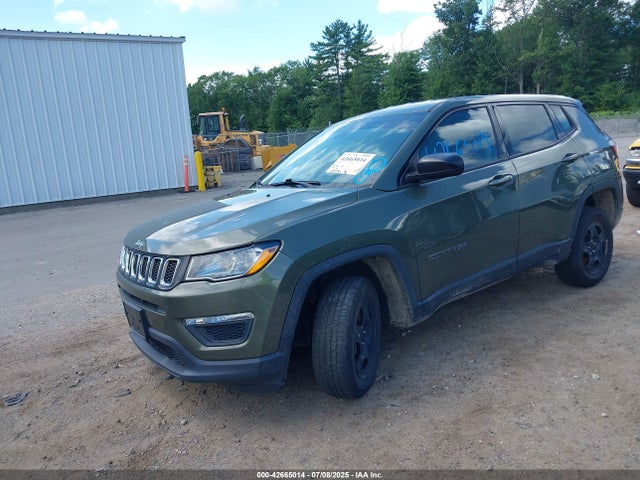 3C4NJDABXJT391141 Jeep 2018