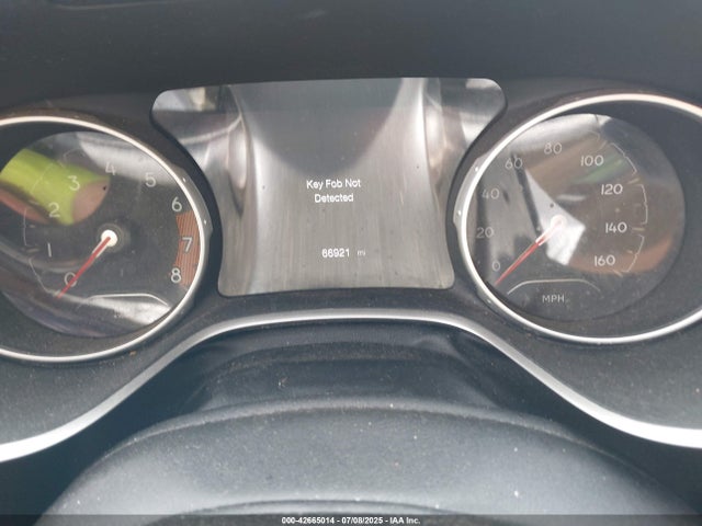 3C4NJDABXJT391141 Jeep 2018