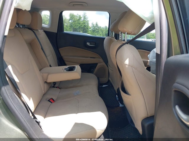 3C4NJDABXJT391141 Jeep 2018