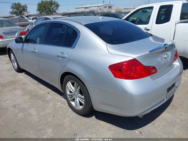 JN1CV6AP4FM502186 Infiniti 2015
