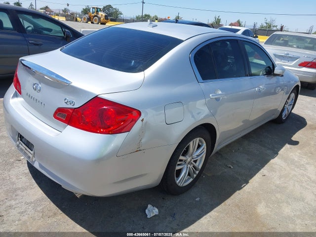 JN1CV6AP4FM502186 Infiniti 2015