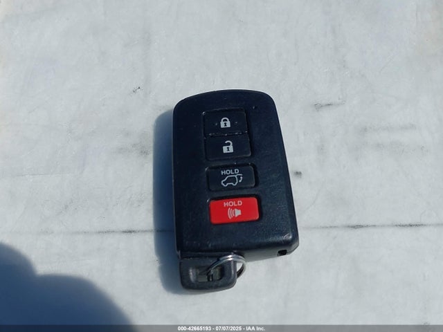 Toyota 2ar-fxe, 2jm+2fm 2017 JTMDJREV5HD088751 Image 11