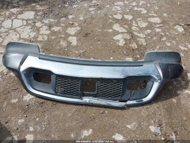 1C4RJFCT4JC498393 Jeep Grand Cherokee