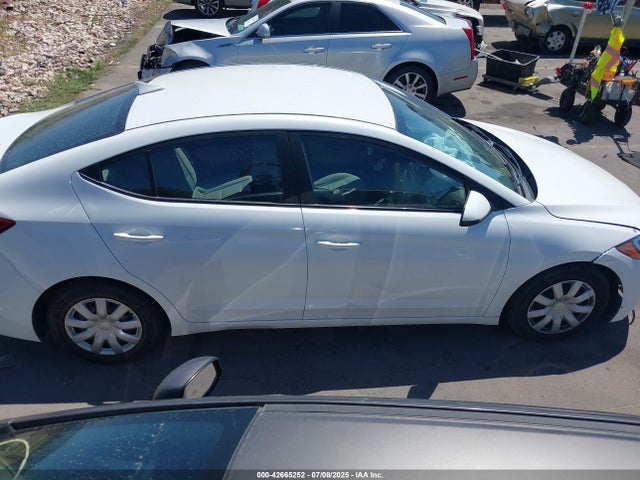 Hyundai Elantra 2017 5NPD74LF0HH182172 Image 13