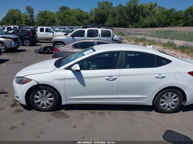 Hyundai Elantra 2017 5NPD74LF0HH182172 Image 14