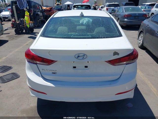 Hyundai Elantra 2017 5NPD74LF0HH182172 Image 16