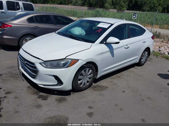 Hyundai Elantra 2017 5NPD74LF0HH182172 Image 2
