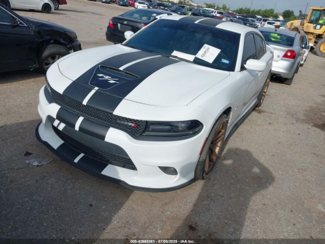 2019 DODGE CHARGER 2C3CDXCT7KH532302 Photo 1