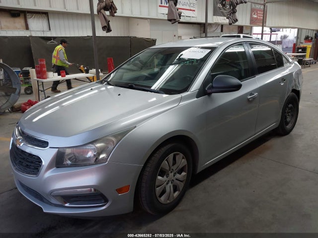 1G1PA5SH0F7166894 Chevrolet luw
