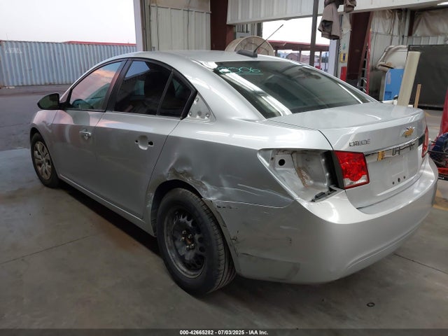 1G1PA5SH0F7166894 Chevrolet luw