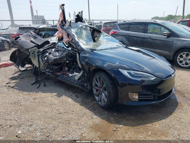 2016 TESLA MODEL S 5YJSA1E41GF143185 Photo 0