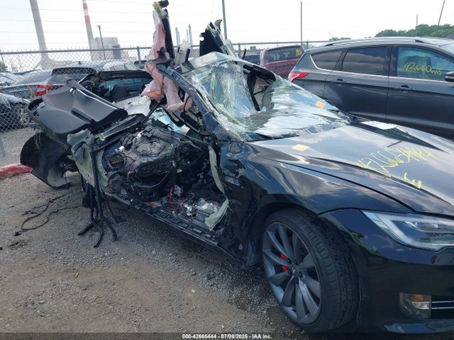 2016 TESLA MODEL S 5YJSA1E41GF143185 Photo 5