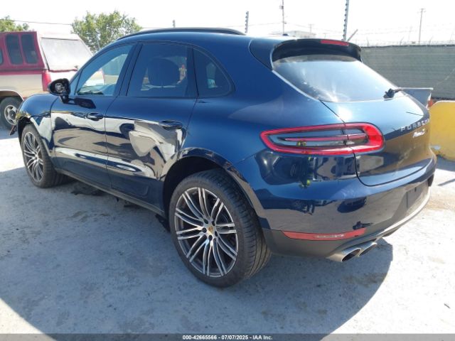 2017 PORSCHE MACAN WP1AB2A53HLB16113 Photo 2