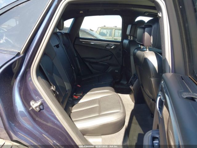 2017 PORSCHE MACAN WP1AB2A53HLB16113 Photo 7
