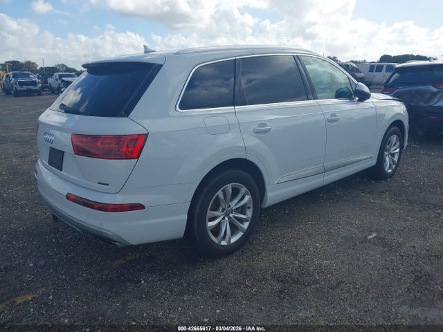 2019 AUDI Q7 WA1LHAF71KD039623 Photo 3