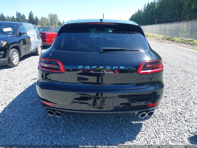 Porsche Macan 2017 WP1AF2A58HLB61441 Image 17