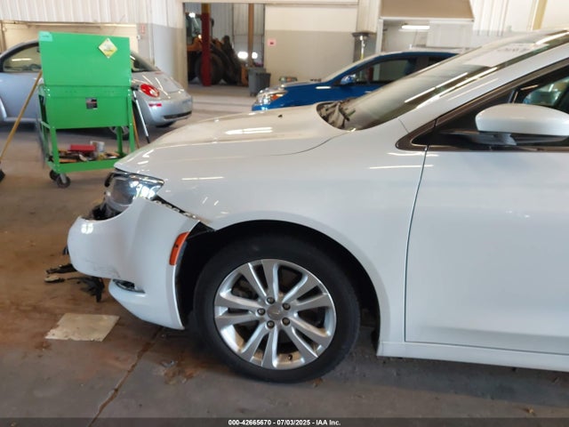 Chrysler 200 2016 1C3CCCAG2GN189608 Image 6