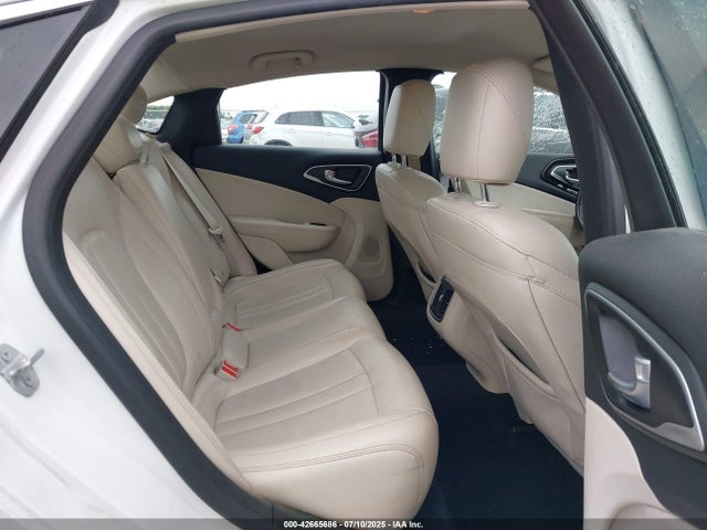 1C3CCCCG6FN668870 Chrysler 200