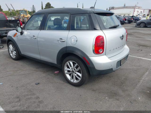 2013 MINI COUNTRYMAN WMWZB3C5XDWM09519 Photo 2